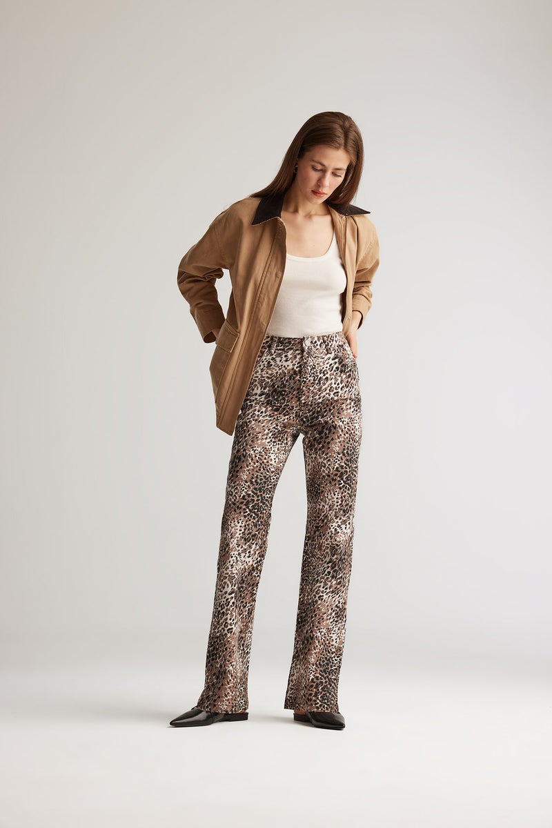 DeFacto Woman Straight Fit High Waist Snake Patterned Gabardine Trousers - Image 5