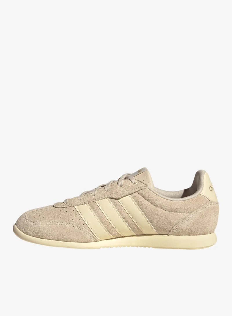 Adidas  BARREDA LO SHOES for Women | Best Price UAE