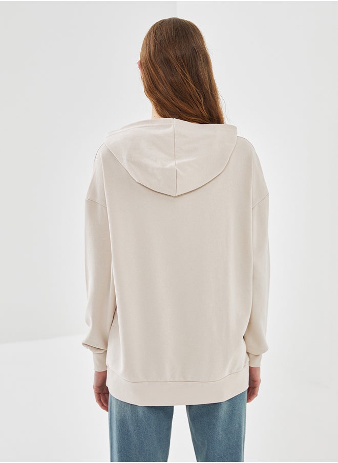 LC WAIKIKI Hooded Printed Long Sleeve Oversize Women's Sweatshirt Tunic  - Image 4