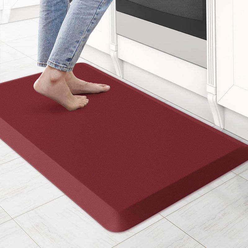 KitchenClouds سجادة مطبخ KitchenClouds مبطنة مضادة للتعب، مقاومة للماء وغير زلقة، مقاس 17.3" × 28"، مناسبة للمكتب أو المطبخ أو حوض الماء أو المكتب (لون أحمر) - Image 1