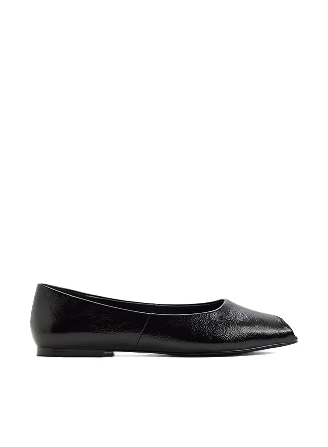 Alieiki Ladies Black Shoes