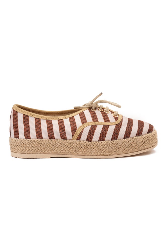 GRINTA Women Slip on Shoes  - Image 3