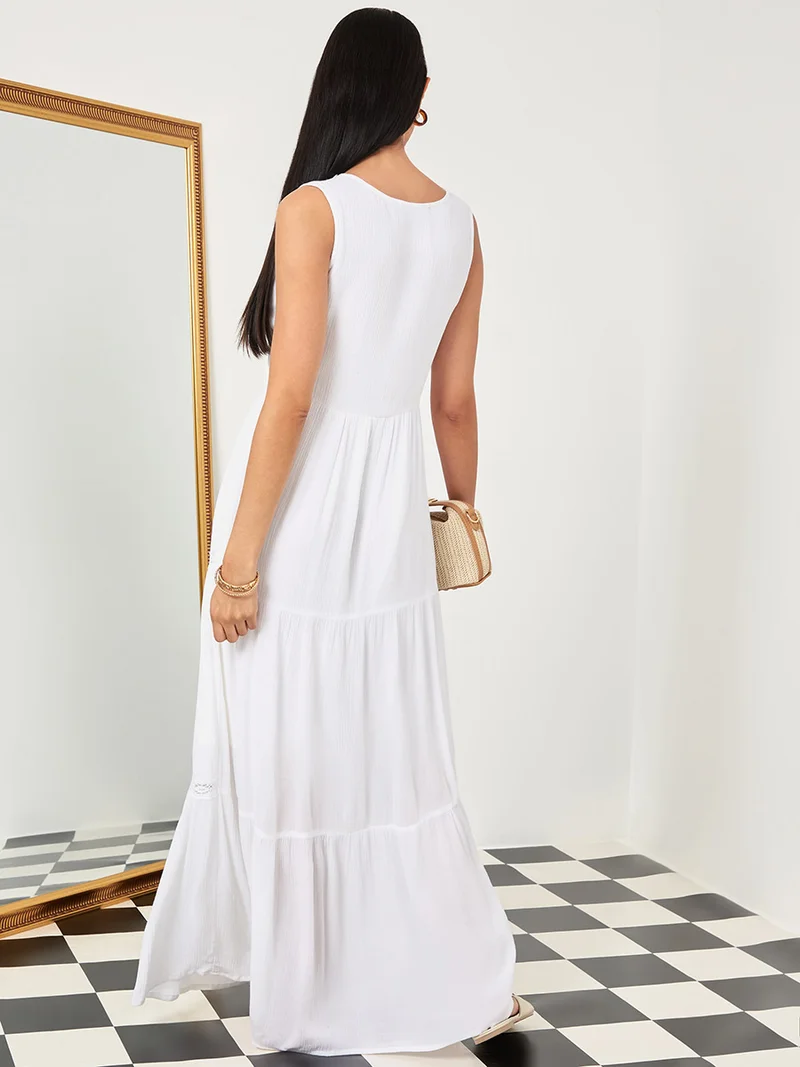 Styli Sleeveless V Neck Lace Insert A-Line Maxi Dress