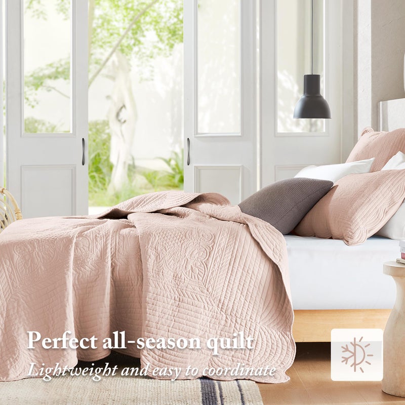 Madison Park King Quilt Set Damask Coverlet Set for King Size Bed, Cottage Oversized Quilt Set, Scallop Edge, All Season, Pre-washed Cotton-Filled King Size Quilt, Tuscany, King/Cal King Blush 3 Piece - Image 4