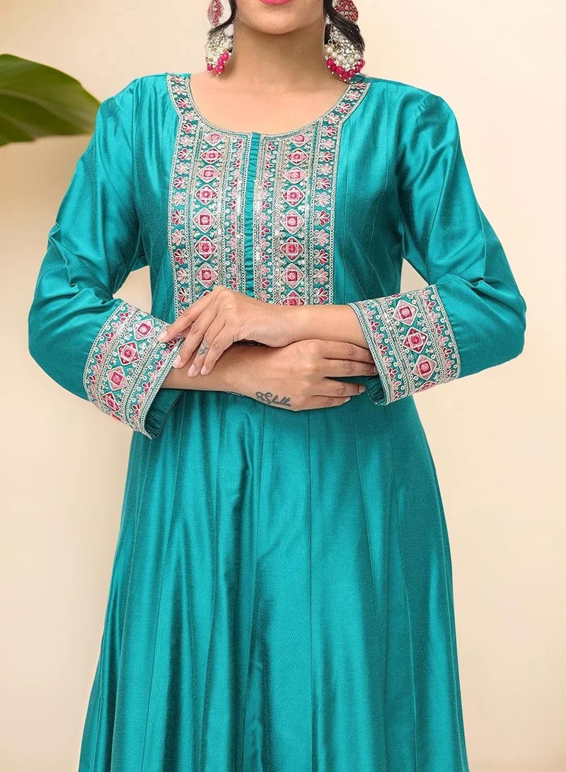 ISHIN  Women PINE GREEN Kurta Set with Duppatta for Women | Best Price UAE