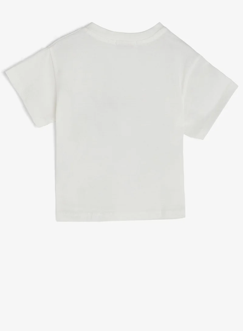 Pinata  Printed Tshirt  | Best Price UAE