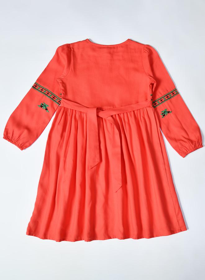 بيلا مودا فستان بيلا مودا بأكمام بالون مطرزة بطول الركبة - Image 3