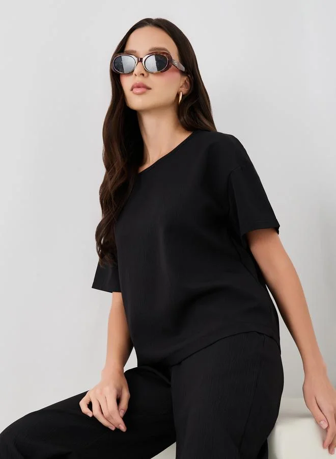 تايك تو Take Two Solid Short Sleeve T-Shirt and Pants Co-Ords