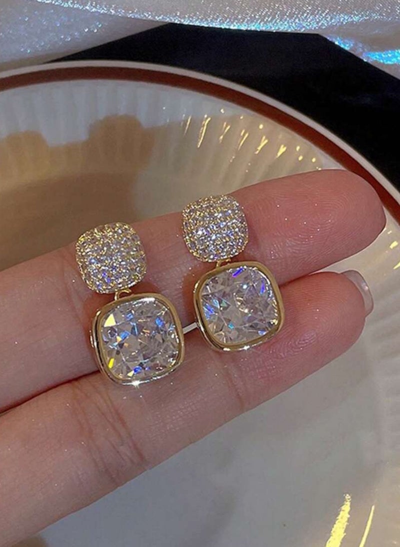 إيكوال حلق اذن نسائي بتصميم عصري وعالي الجودة مرصع بالزركون - Image 2