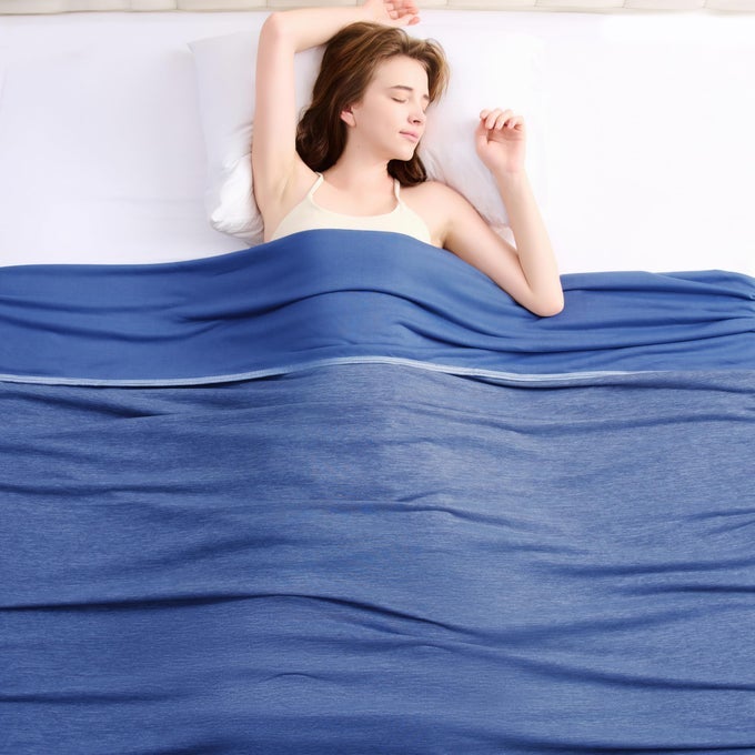 COOLING BLANKET 90X90 QUEEN SIZE FOR NIGHT SWEATS ABSORBS HEAT TO KEEP ADULTS COOL ON WARM NIGHTS