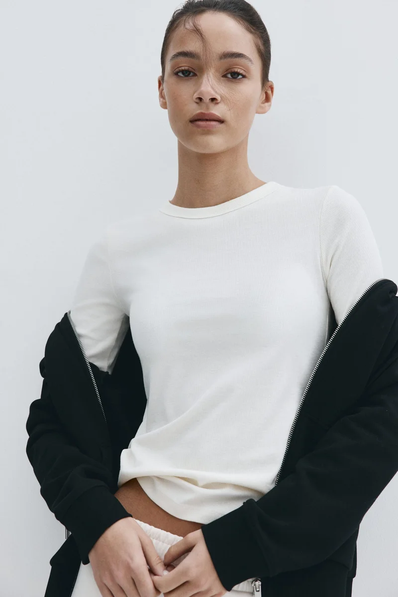 اتش اند ام تي-شيرت مرن