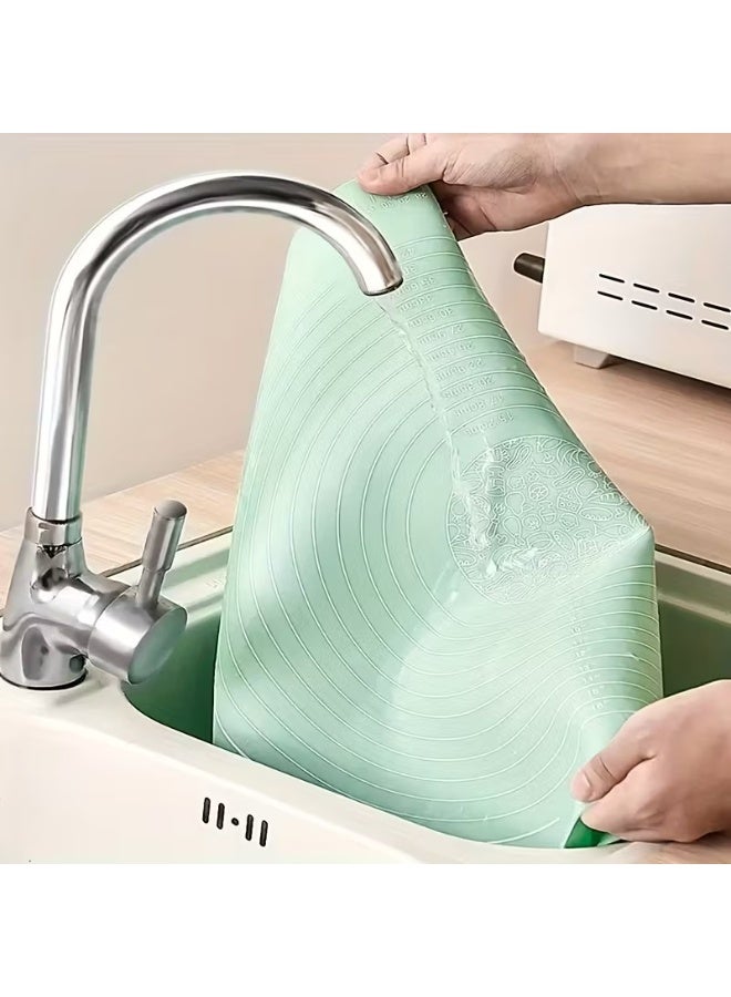 هابي هوم حصيرة معجنات سيليكون كبيرة غير لاصقة قابلة لإعادة الاستخدام بمقياس 43 × 35 وأبعاد إجمالية 50 × 40 سم - حصيرة سيليكون آمنة للاستخدام في الطعام للعجين والمعجنات والبيتزا غير قابلة للانزلاق مع قياسات دقيقة لركوب العجين وحماية السطح مقاومة للحرارة حصيرة سيليكون سميكة صالحة للاستخدام في الطعام للبيتزا والمخبوزات والفطائر يمكن استخدامها كبطانة للفرن أو حصيرة لف العجين (مينت جرين) - Image 4