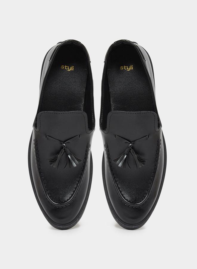 ستايلي حذاء لوفرز كلاسيكي بجلد صناعي ومزين بشراشيب - Image 5