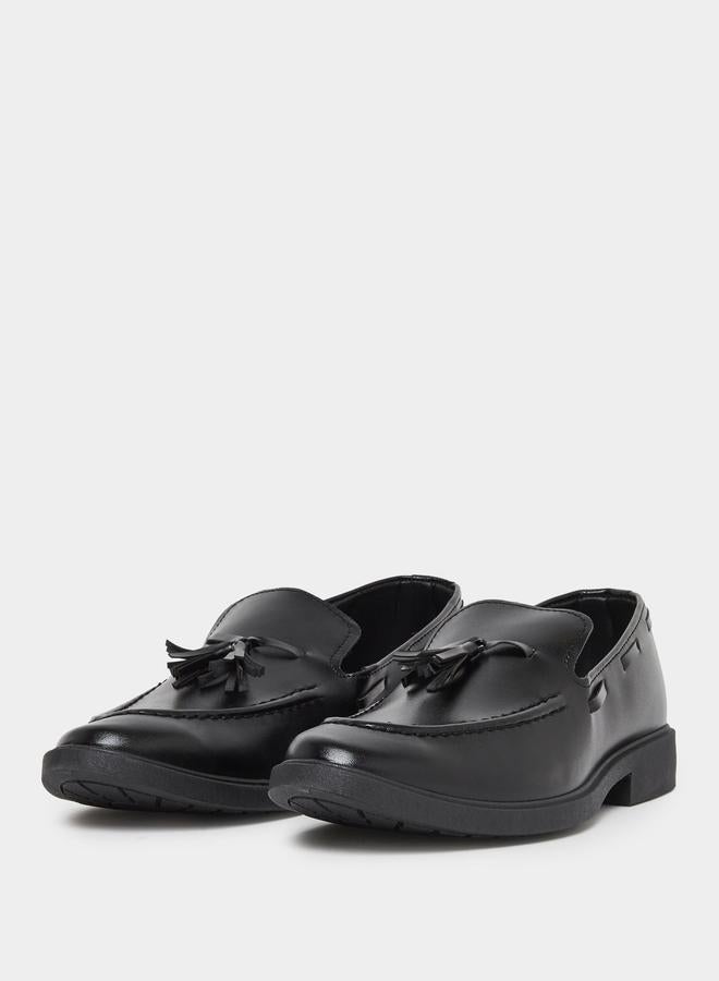 ستايلي حذاء لوفرز كلاسيكي بجلد صناعي ومزين بشراشيب - Image 3