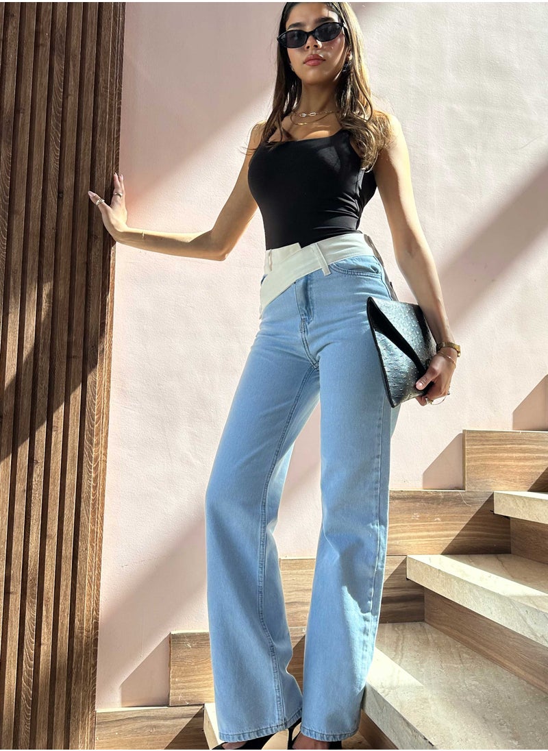 CIZARO - Straight-Leg - High-Waist Light Wash Jeans with White Folded Waistband - Image 1