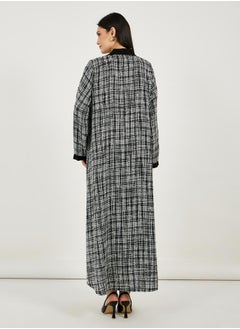 Styli Front Open Tweed Abaya with Contrast Cuff  - Image 5