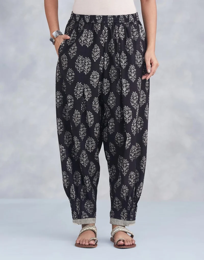 فاب انديا حقيبة قطنية سوداء بطبعة باغرو سالوار