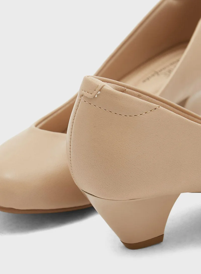 Modare Beige Classic Pumps for Women – Comfortable Office Shoes & Casual Footwear for Ladies | Slip-On Low Heel Design | Stylish Formal Shoe for Girls | Ideal for Work, Events & Everyday Wear for Women | Best Price UAE