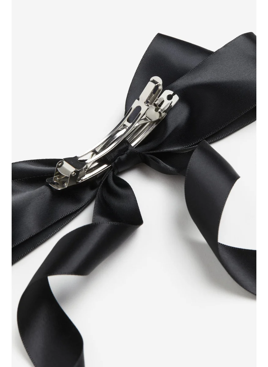 H&M Bow-Decorated Hair Clip