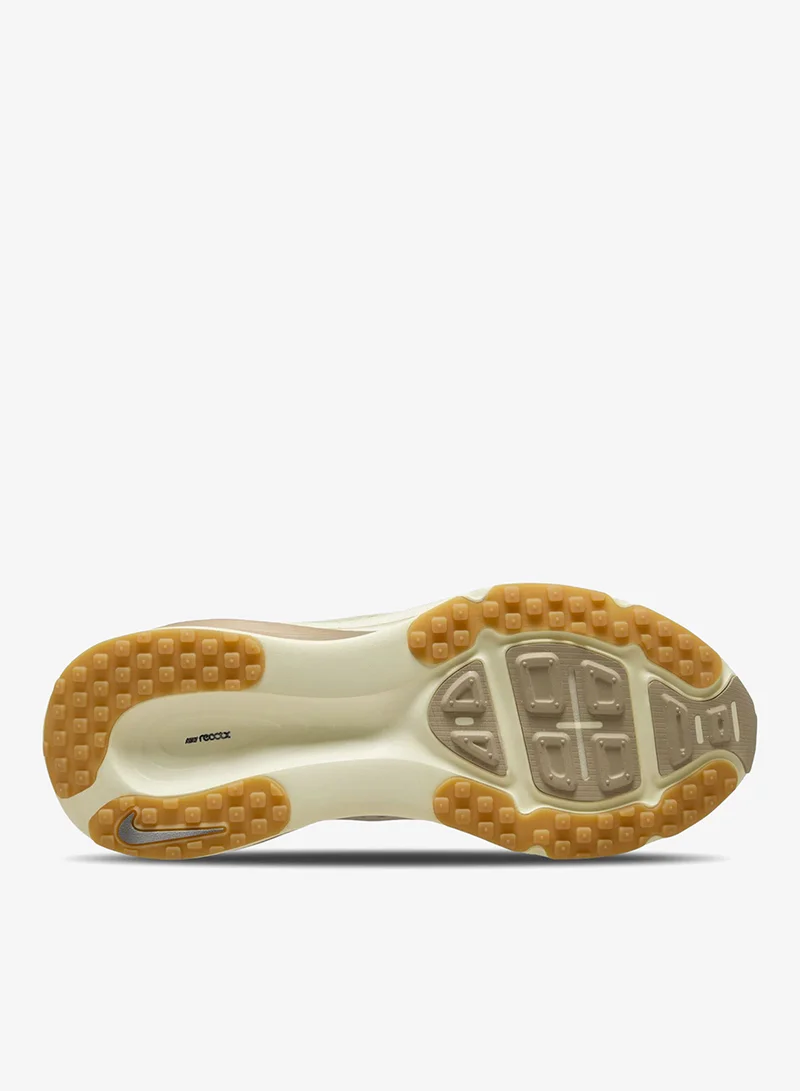 Nike Brown Men's Vomero 18 Road Running Shoes for Men | Best Price UAE