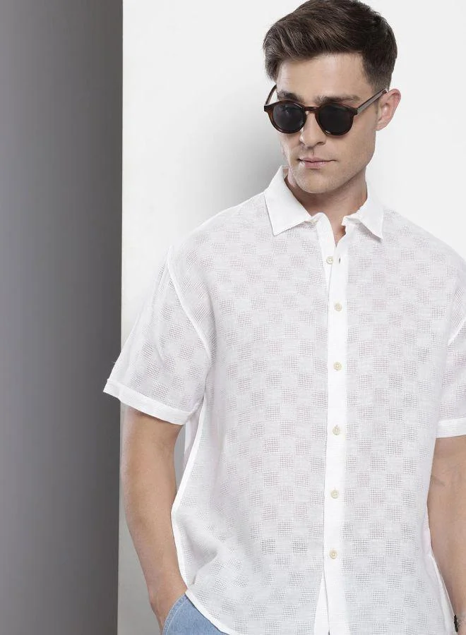 The Indian Garage Co Men Relaxed Fit Textured Cutaway Collar Half Sleeves Shirt