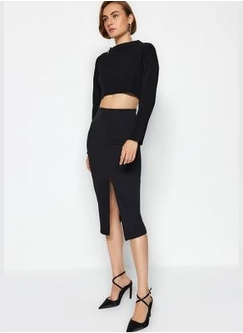 trendyol Black Textured Crepe Pencil Skirt With Slits In The Front, Flexible Knitted Skirt TWOAW24ET00138.