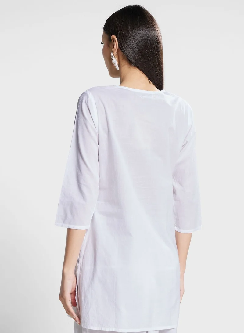 Fabindia Scoop Neck Chikankari Embroidered Tunic