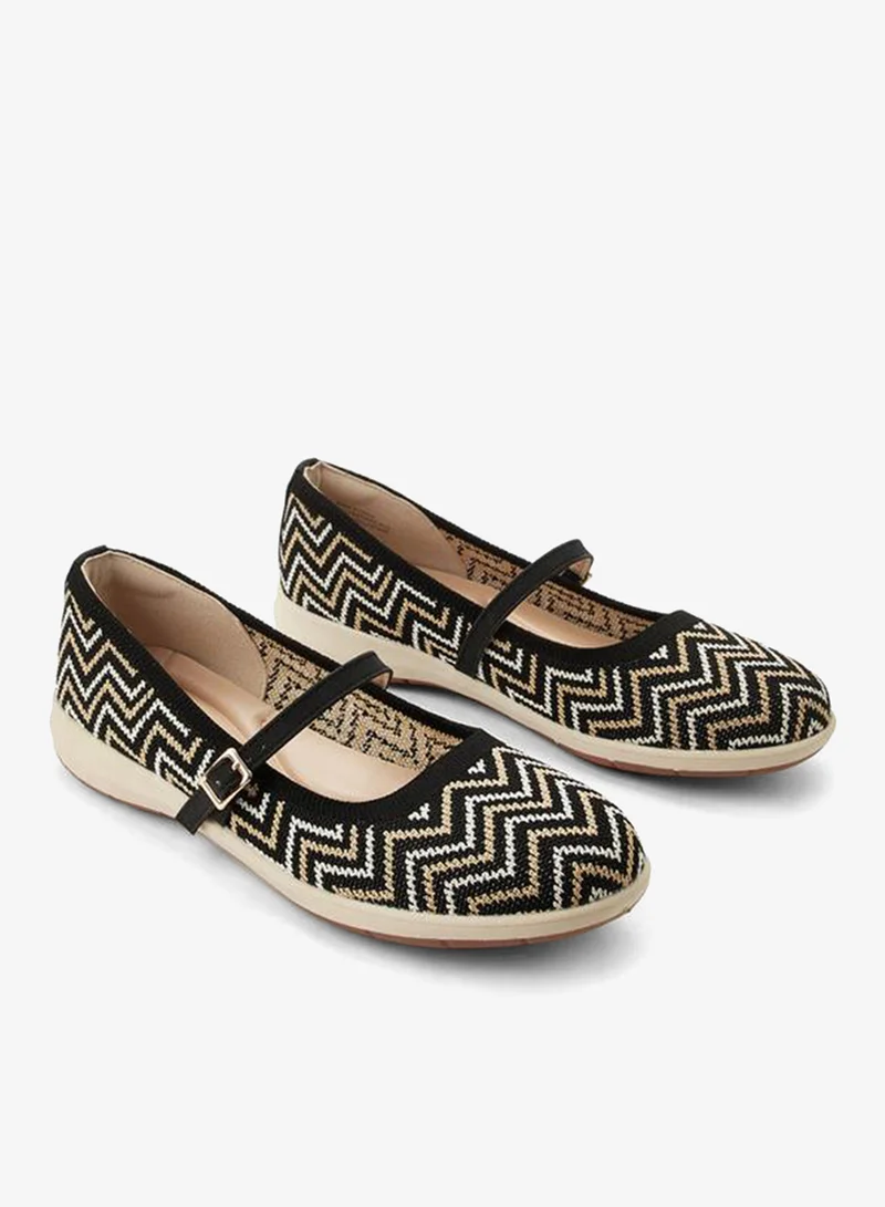 لو كونفورت Women Chevron Textured Ballerina Shoes