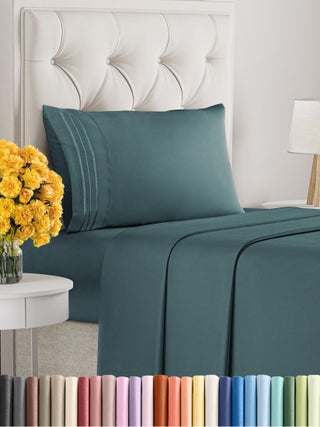Twin Size 3 Piece Sheet Set - Extra Soft  Breathable & Cooling Sheets - Hotel Luxury Durable Bed Sheets for Women & Men - Deep Pockets  Easy-Fit & Wrinkle-Free Sheets - Deep Teal Oeko-Tex Bed Sheets - pzsku/Z685C335DA2A7FC38CF7AZ/45/1749668334/c040dd0a-0ea0-4d40-98e8-f64d7dec18ae
