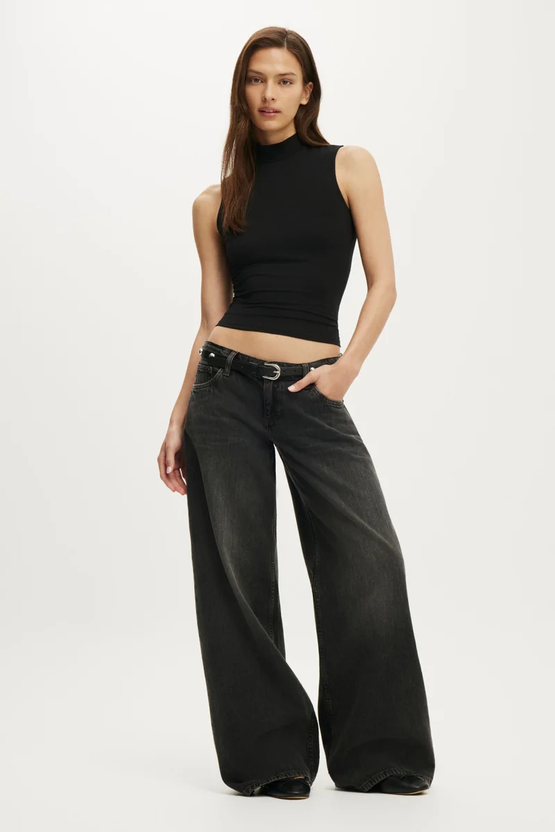 Low Rise Wide Jean