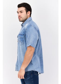 Wrangler Men Regular Fit Solid Short Sleeves Casual Shirt, Blue  - Image 2