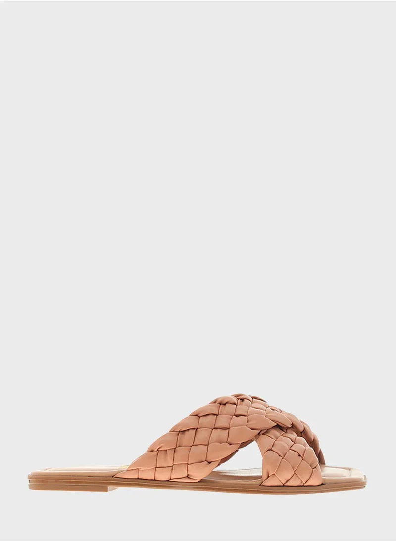 فيزانو Elgielyn Flat Sandals