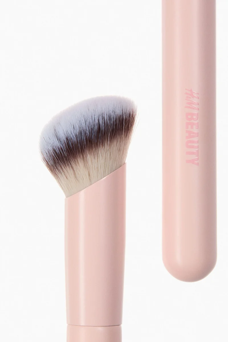 H&M  Angled Contouring Brush  | Best Price UAE