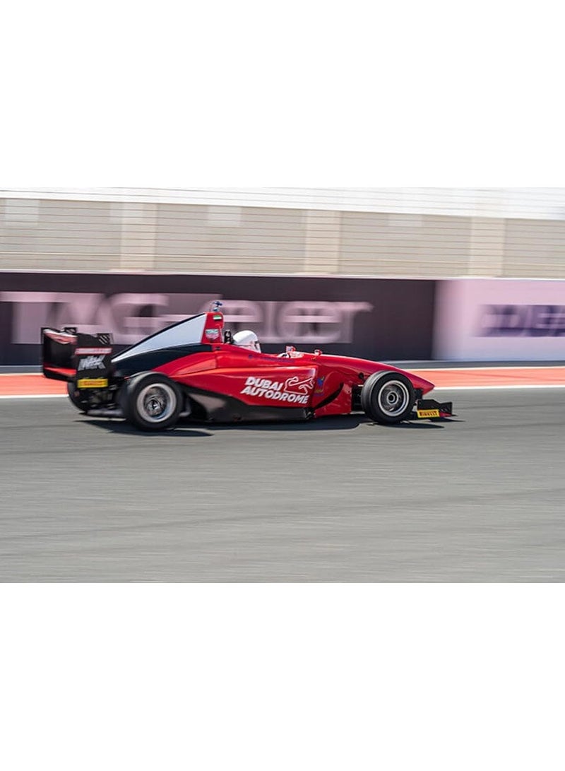Wondergifts Formula DXB Driving Experience at Dubai Autodrome  - Image 4