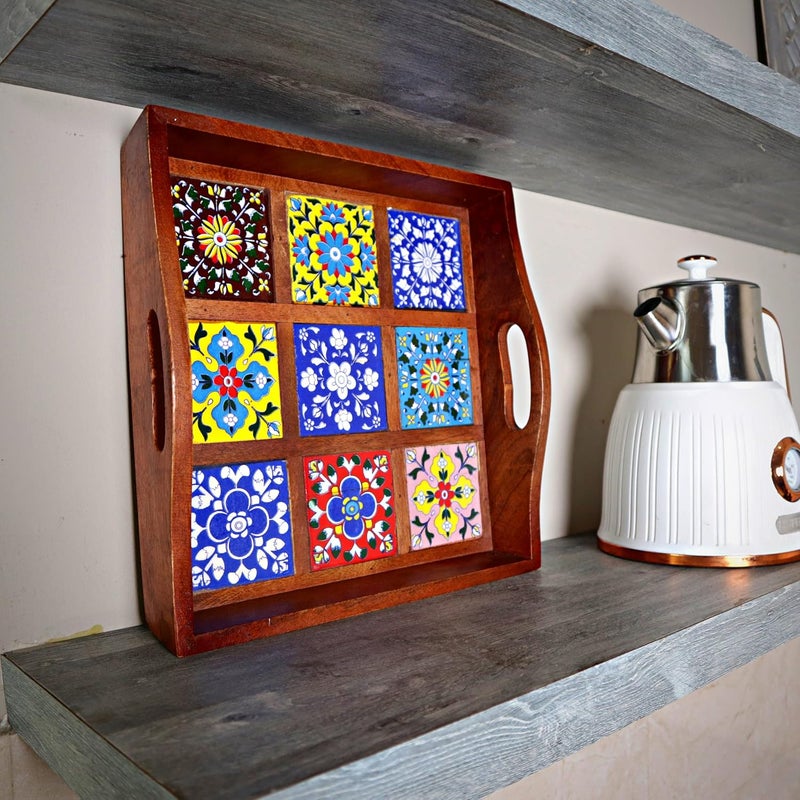 Craft Trade صينية تقديم مصنوعة من خشب المانجو مع مقبض و 9 بلاطات سيراميك مزخرفة مناسبة للإفطار والشاي والقهوة والوجبات الخفيفة والعشاء 30x30x8 سم مربع - Image 5