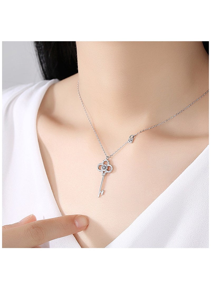 Chomel - Pure Silver Keylock Necklace, Light Luxury, Simple And Elegant Collarbone Chain - Image 1