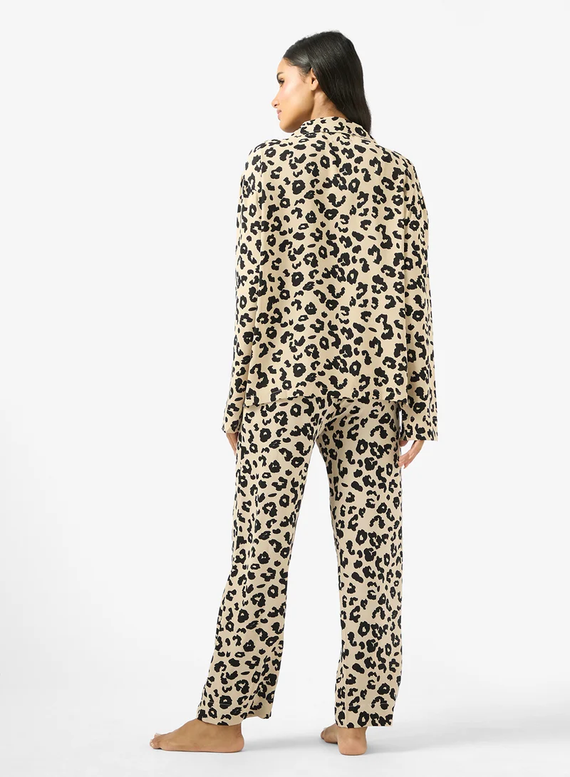 Ginger Satin Animal Print Relaxed Fit Shirt & Pyjama Set