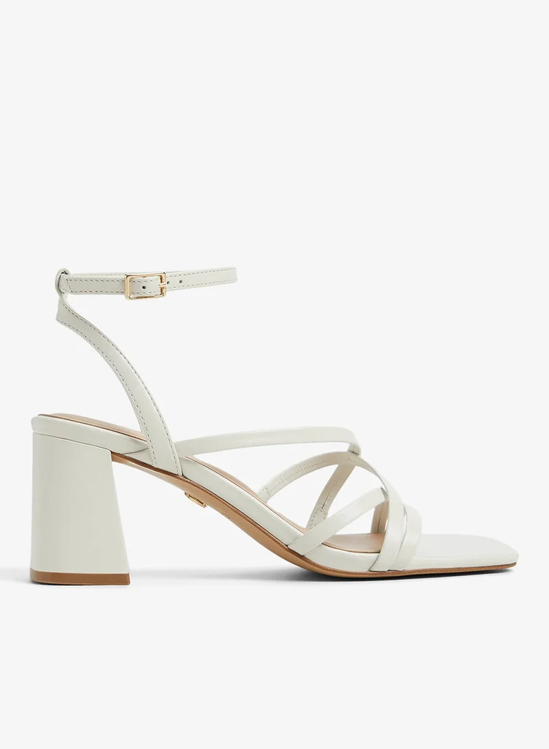 الدو صنادل بكعب عالٍ بحزام للكاحل