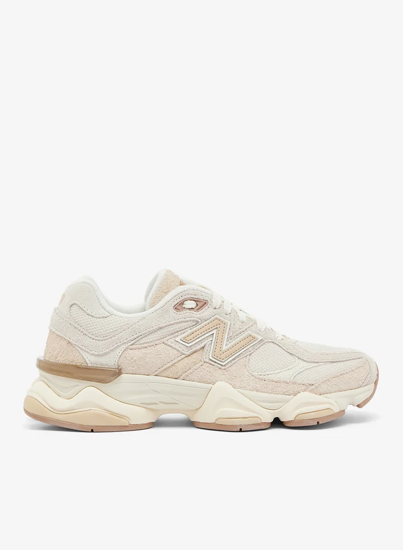9060 Sneakers