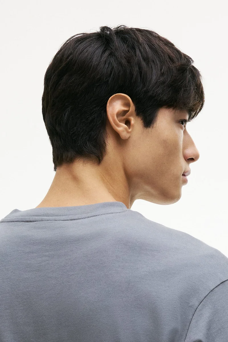 اتش اند ام تي-شيرت بقصة واسعة