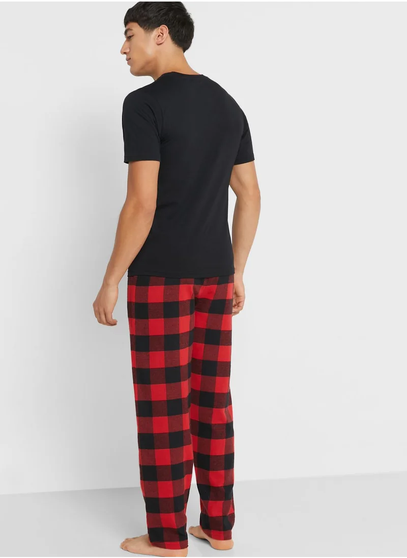 Seventy Five T Shirt And Pant Nightwear Set