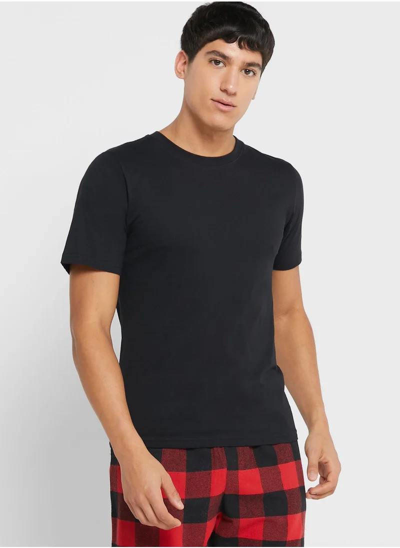 Seventy Five T Shirt And Pant Nightwear Set