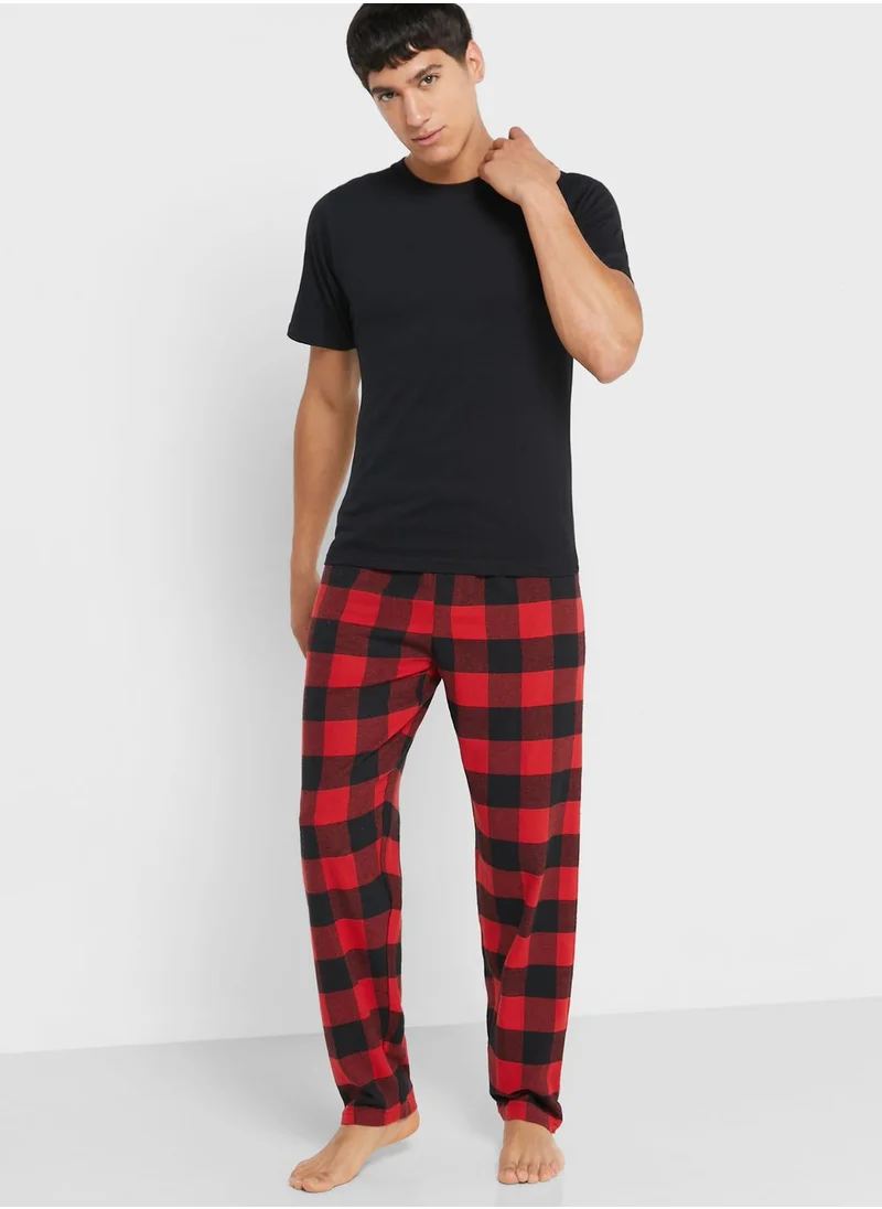 Seventy Five T Shirt And Pant Nightwear Set