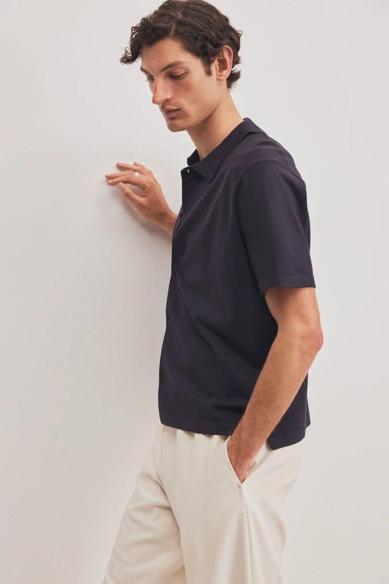 H&M  Regular Fit Fine-knit shirt for Men | Best Price UAE