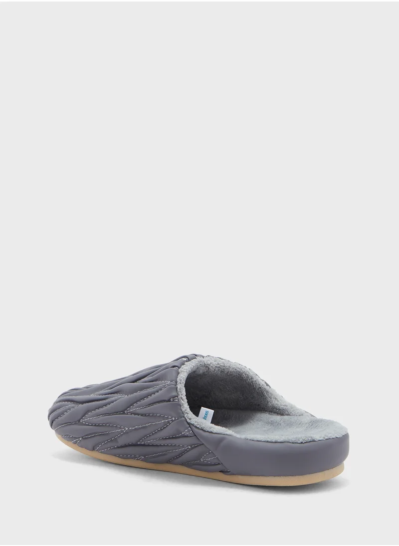 سفنتي فايف Textured Home Slippers