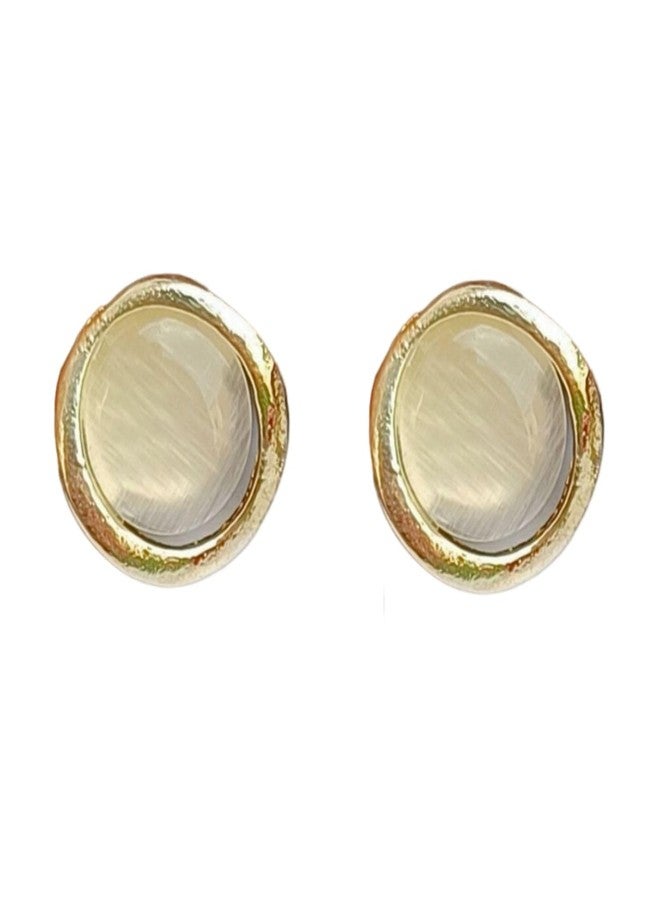 FHF Gold Plated Brass Knot Circle Design Stud Earrings for Women & Girls | 1 cm | Lightweight Earring Set - Image 1