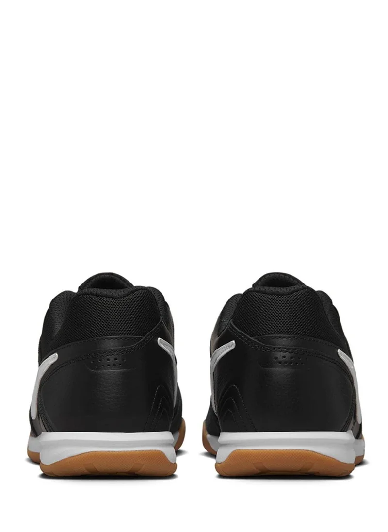Nike Gato