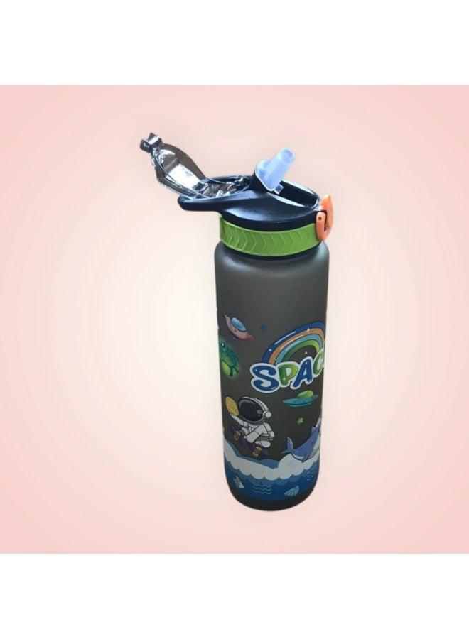 Astronaut-Themed Black Tinted Plastic Water Bottle – 1000ml Capacity – Stylish, Lightweight, and Perfect for Daily Use - Image 5
