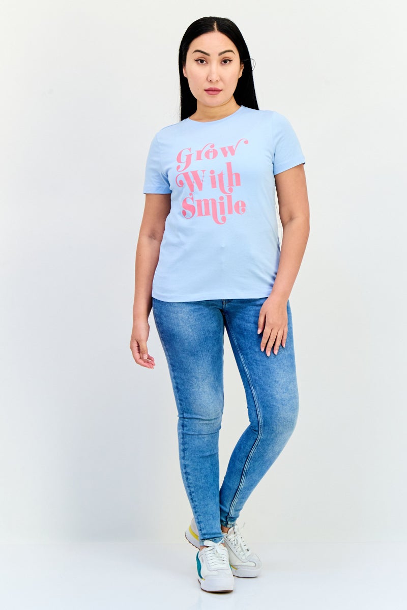 ONLY تي شيرت نسائي بأكمام قصيرة وياقة دائرية، مطبوع برسومات، أزرق - Image 4