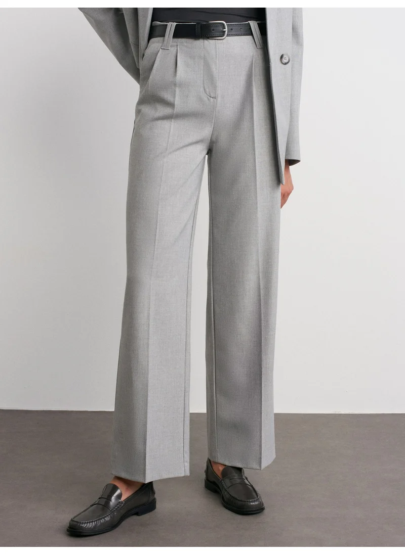 ديلفين 71550 Belted Smart Trousers-Light Grey